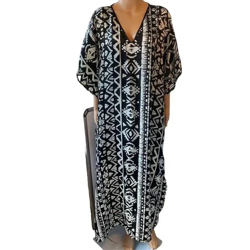 Ashro Vintage Black and White Geometric Midi Dress